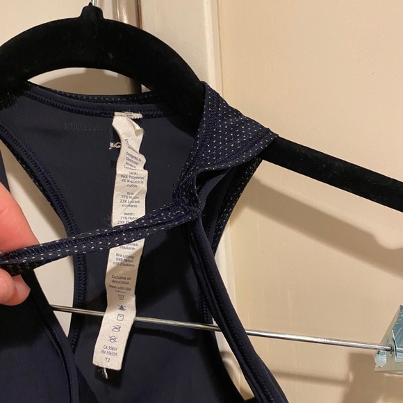 Lululemon Pushing Limits Top with Built in Bra - Picture 6 of 10